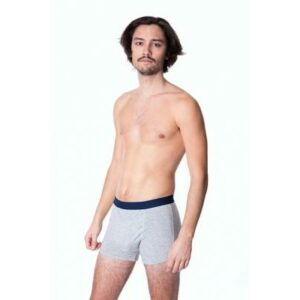 Homme portant le caleçon rafraîchissant Snowballs Climsom pour augmenter la quantité de spermatozoïdes